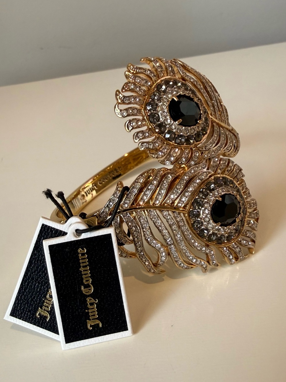 NWT vintage Juicy Couture Gold-tone Peacock Feather Crystal bracelet with Stones